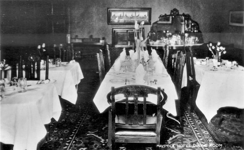 Maypole dining room c 1930 .JPG - The dining room of the Maypole Hotel c 1930